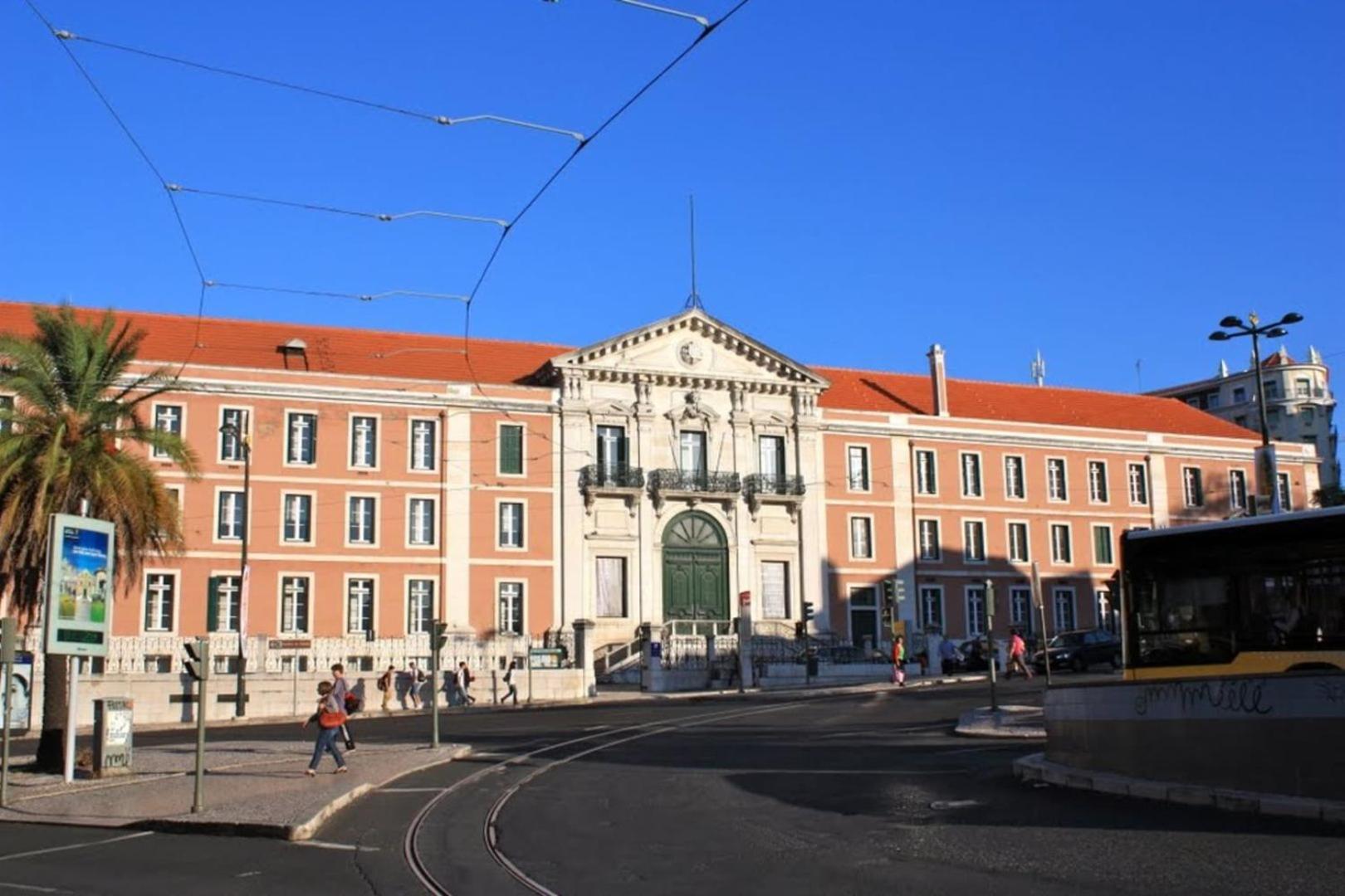 Guestready - Exclusive Apartment At Sao Bento Lisboa Exteriör bild